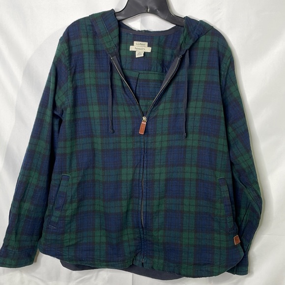 L.L. Bean Jackets & Coats Ll Bean Relaxed Fit Green Navy Black